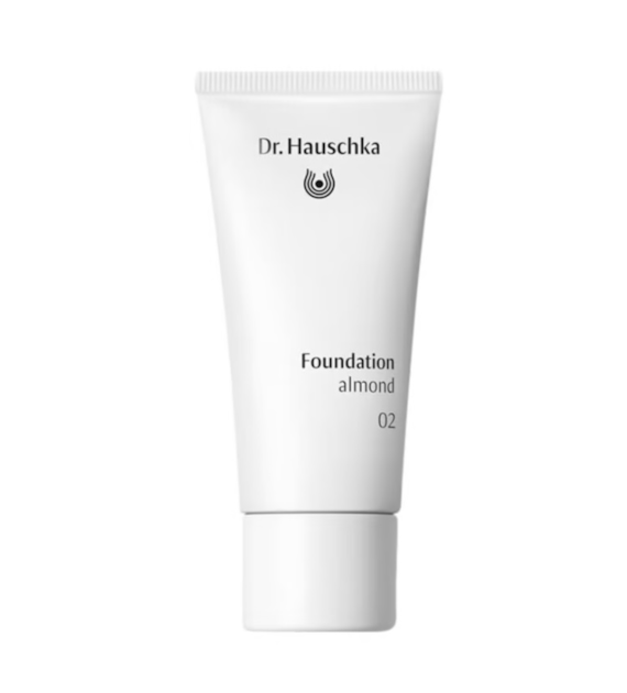 DR HAUSCHKA FOUNDATION 02 ALMOND 30ML